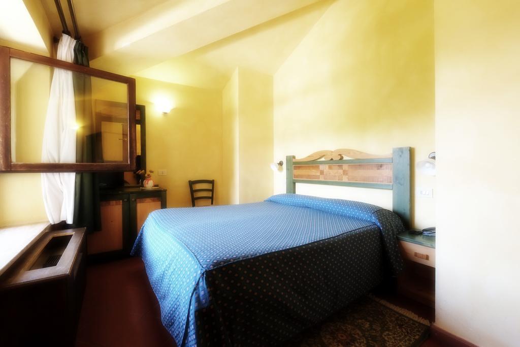 Hotel La Penisola Baschi